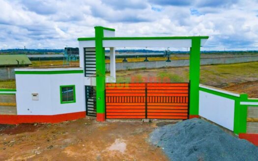 Royale Court – Juja